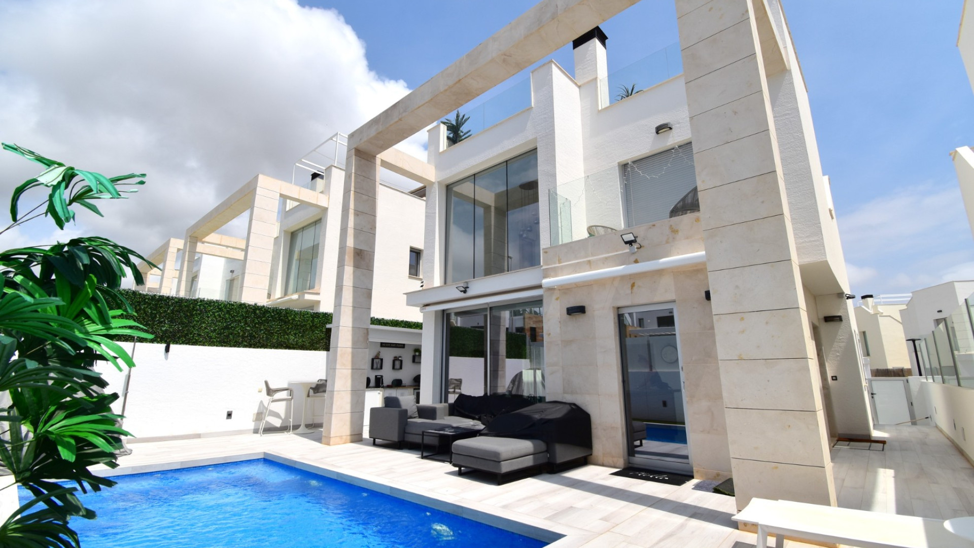 Sprzedaż - Detached Villa - Orihuela Costa - Lomas de Cabo Roig