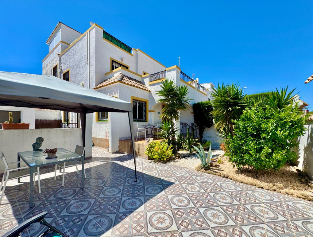 Sprzedaż - Detached Villa - Orihuela Costa - Los Altos