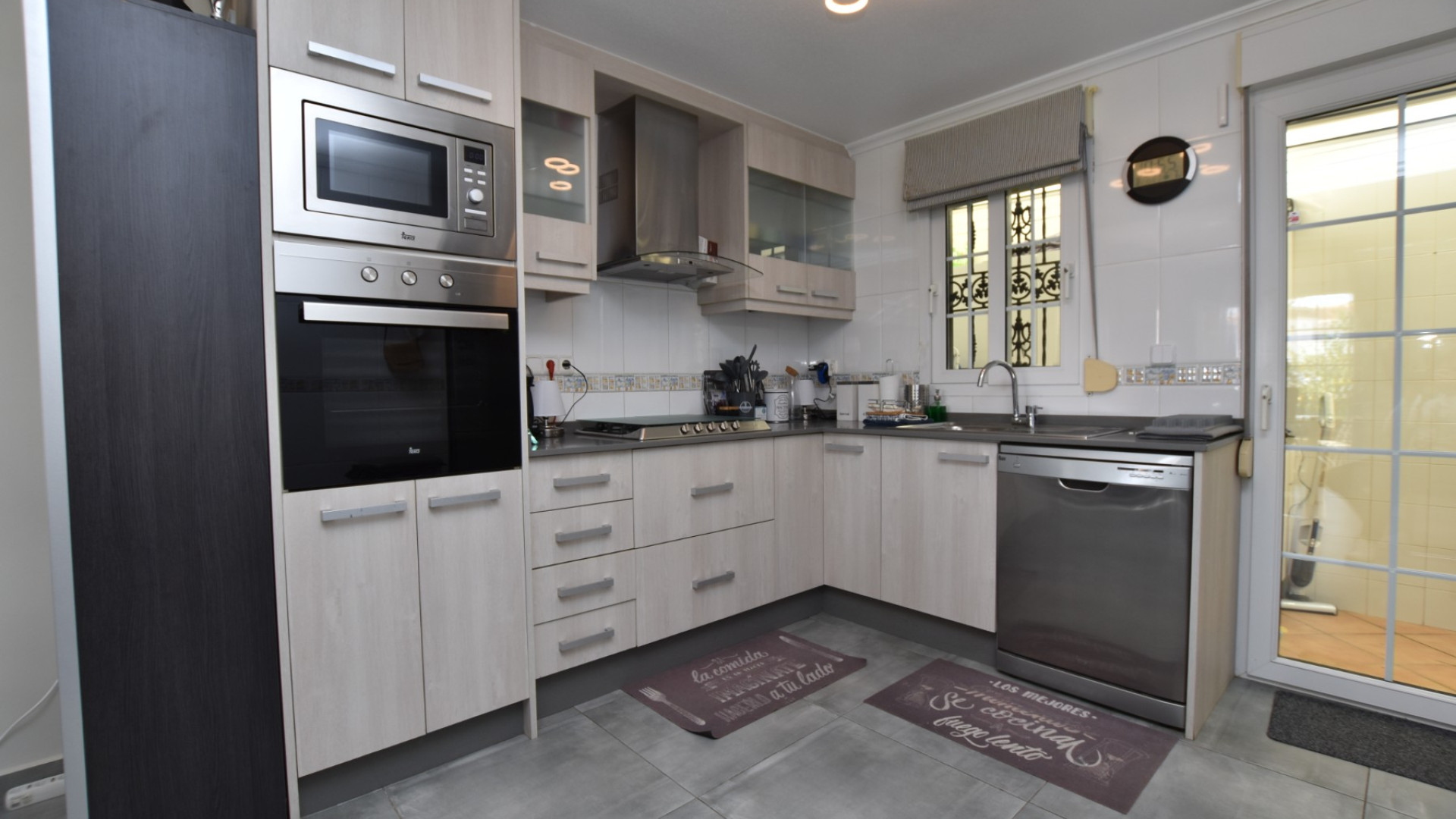 Sprzedaż - Detached Villa - Orihuela Costa - Los Dolses