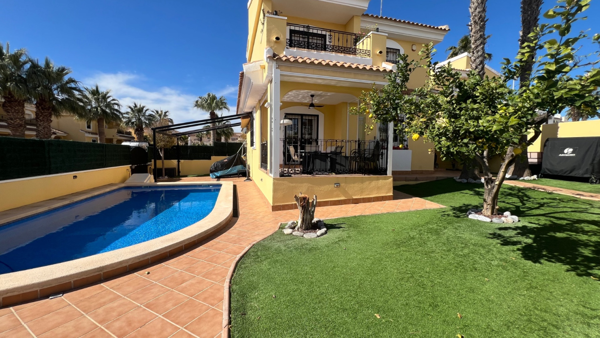 Sprzedaż - Detached Villa - Orihuela Costa - Los Dolses