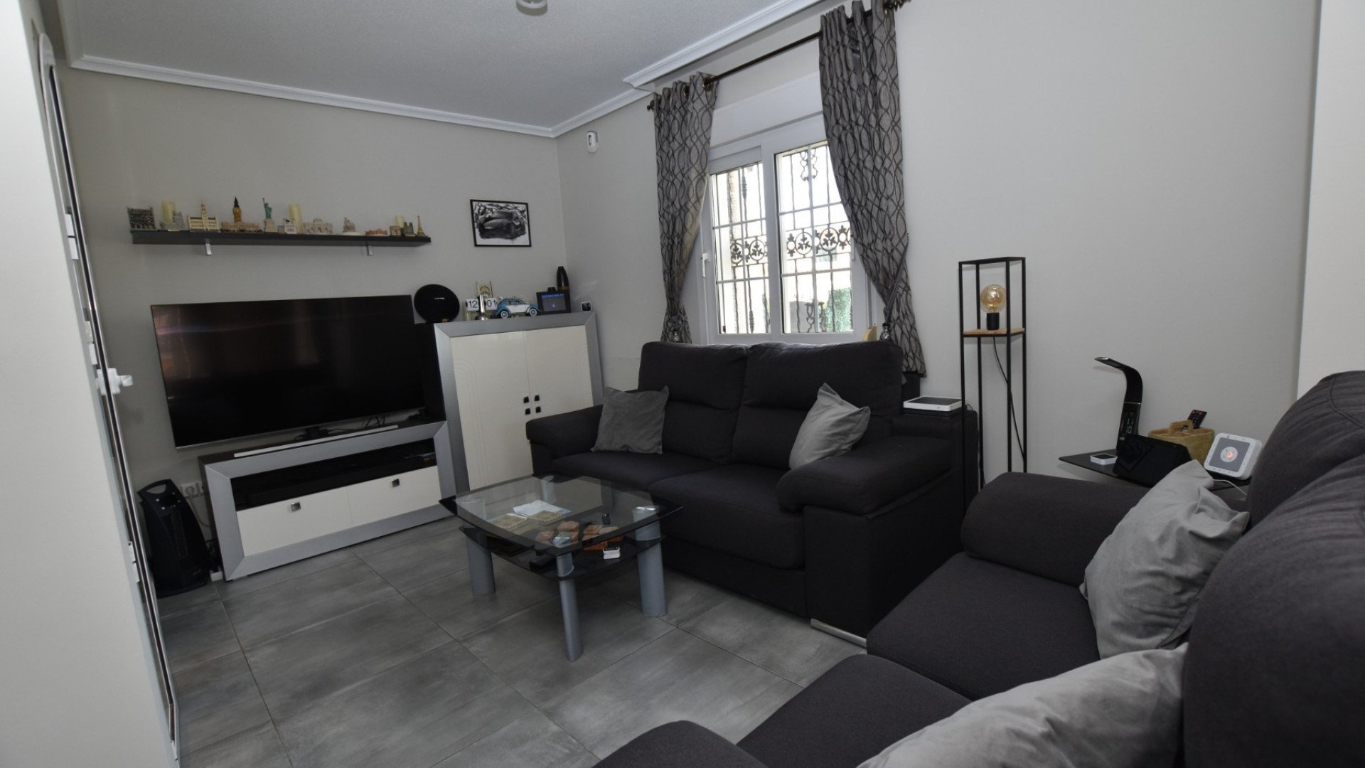 Sprzedaż - Detached Villa - Orihuela Costa - Los Dolses