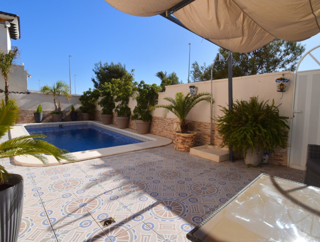 Sprzedaż - Detached Villa - Orihuela Costa - Playa Flamenca