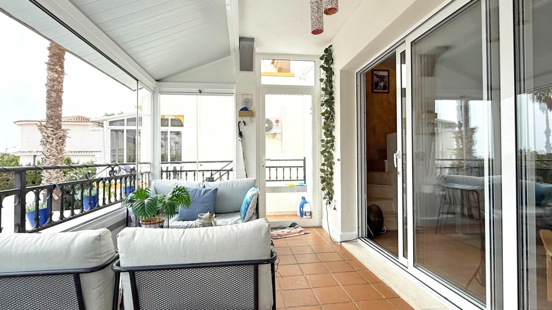 Sprzedaż - Detached Villa - Orihuela Costa - Villamartin