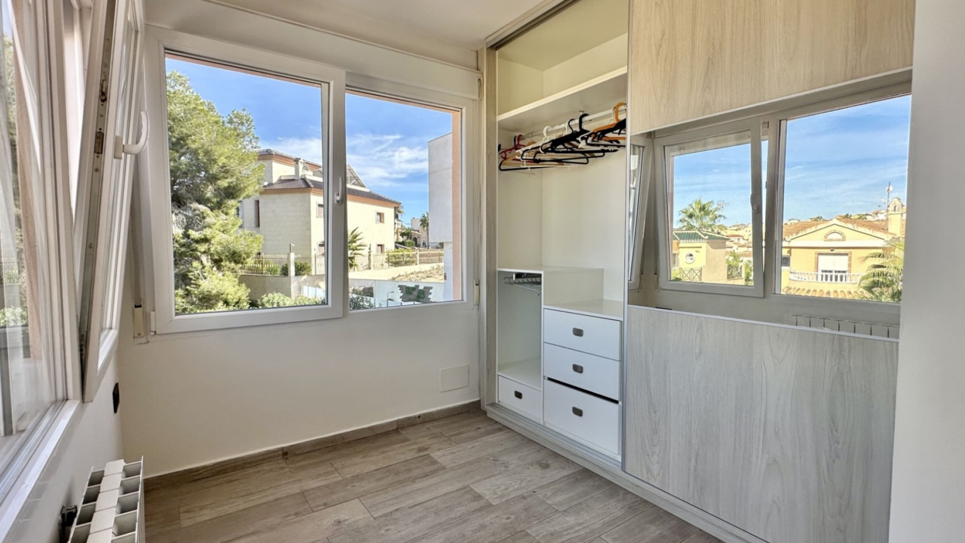 Sprzedaż - Detached Villa - Orihuela Costa - Villamartin