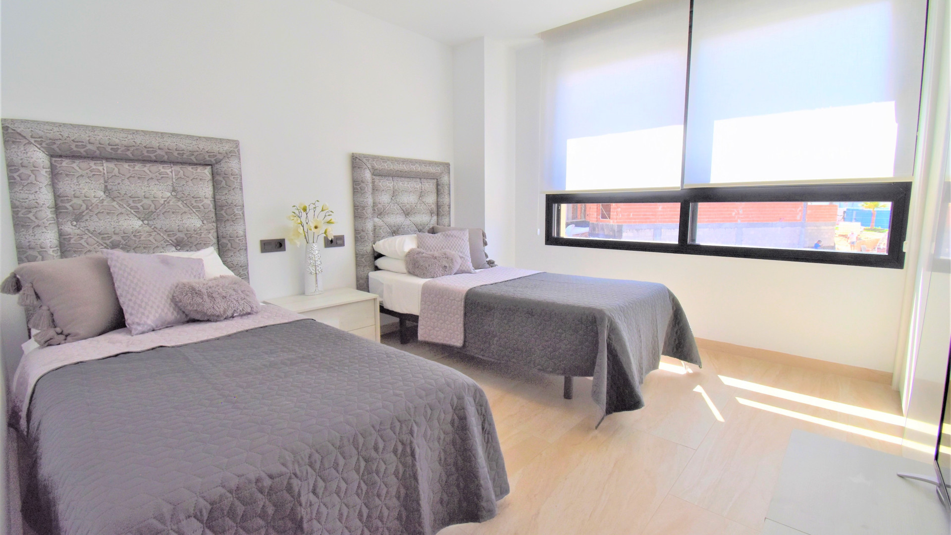 Sprzedaż - Detached Villa - Orihuela Costa - Villamartin