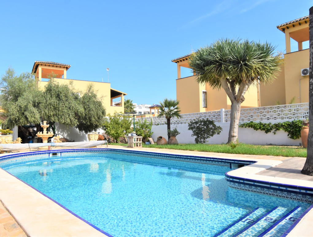 Sprzedaż - Detached Villa - Orihuela Costa - Villamartin