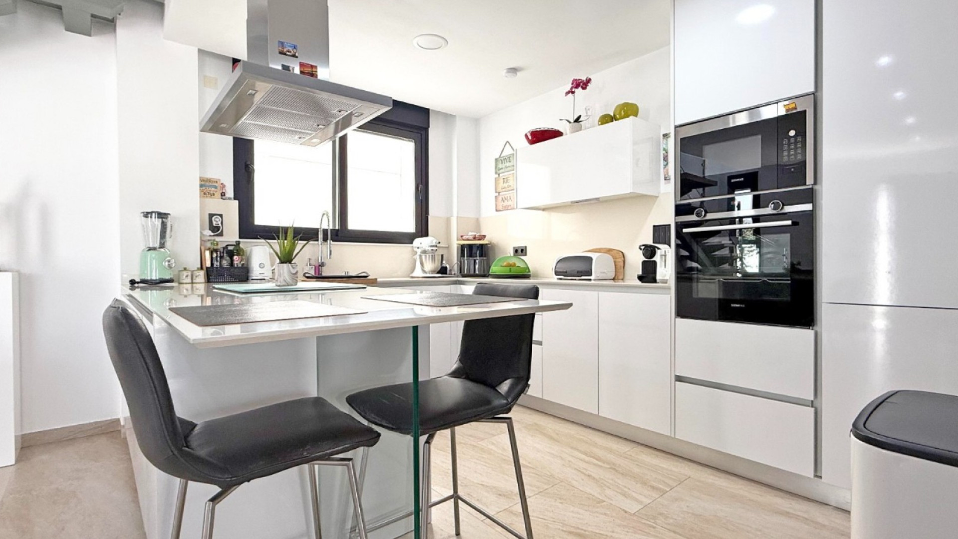 Sprzedaż - Detached Villa - Orihuela Costa - Villamartin