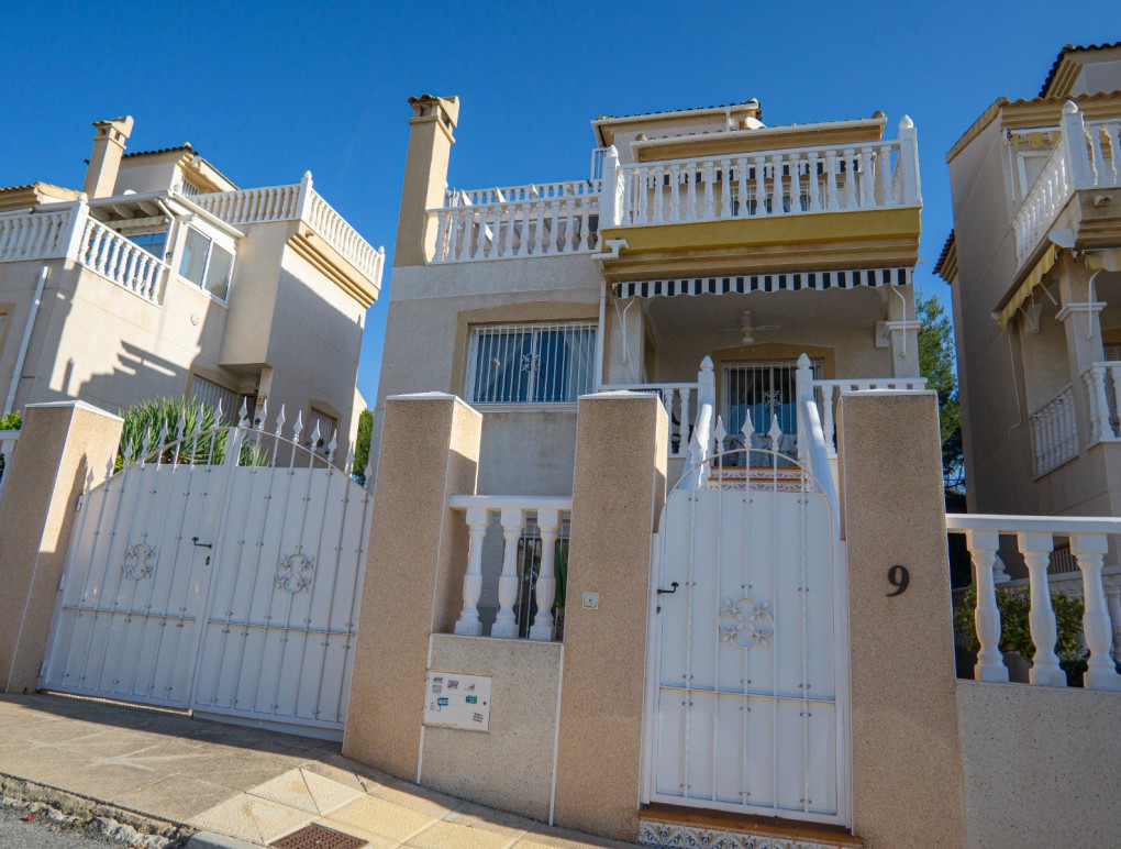 Sprzedaż - Detached Villa - Orihuela Costa - Villamartin