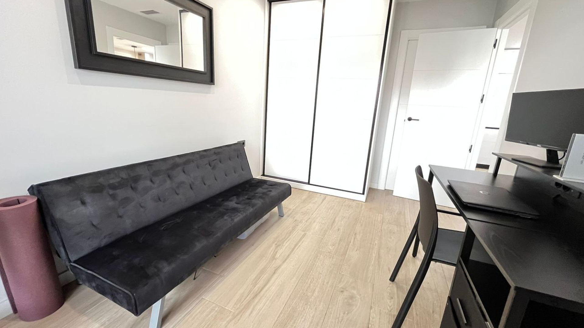 Sprzedaż - Detached Villa - Punta Prima