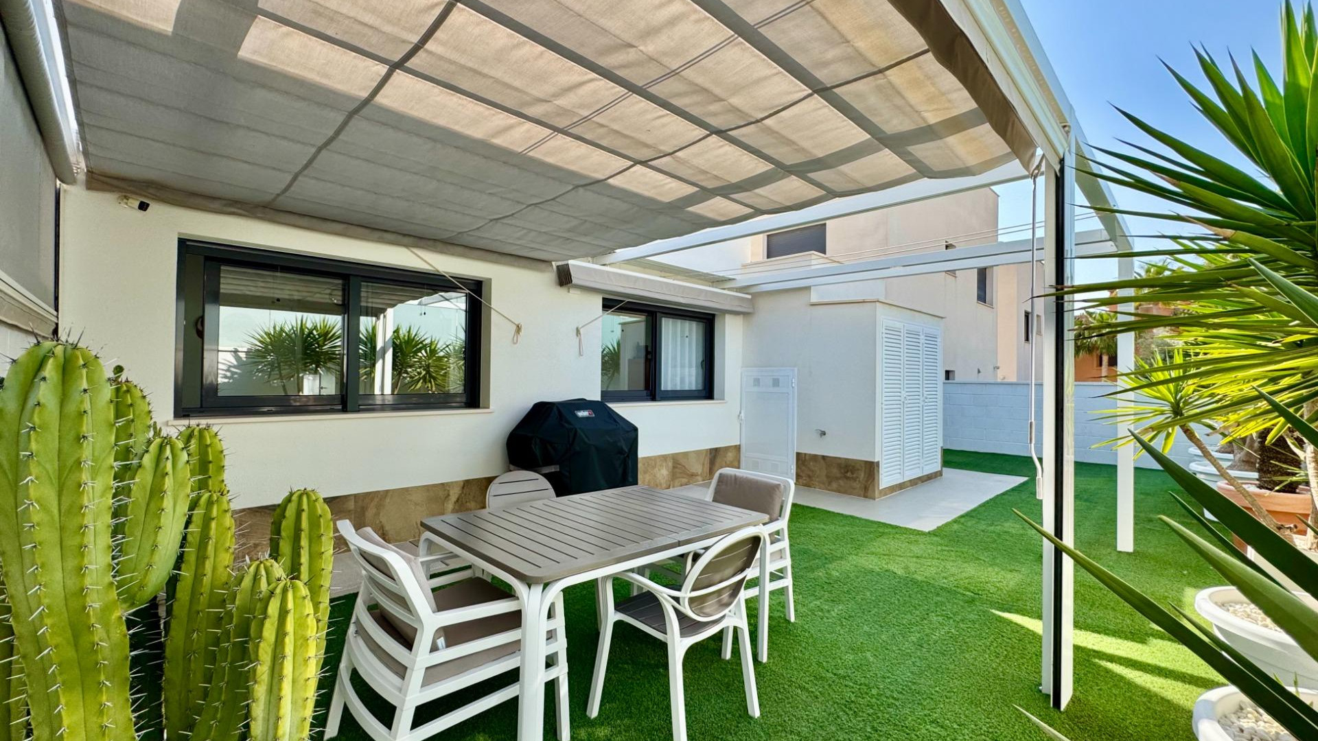Sprzedaż - Detached Villa - San Miguel de Salinas - Bellavista