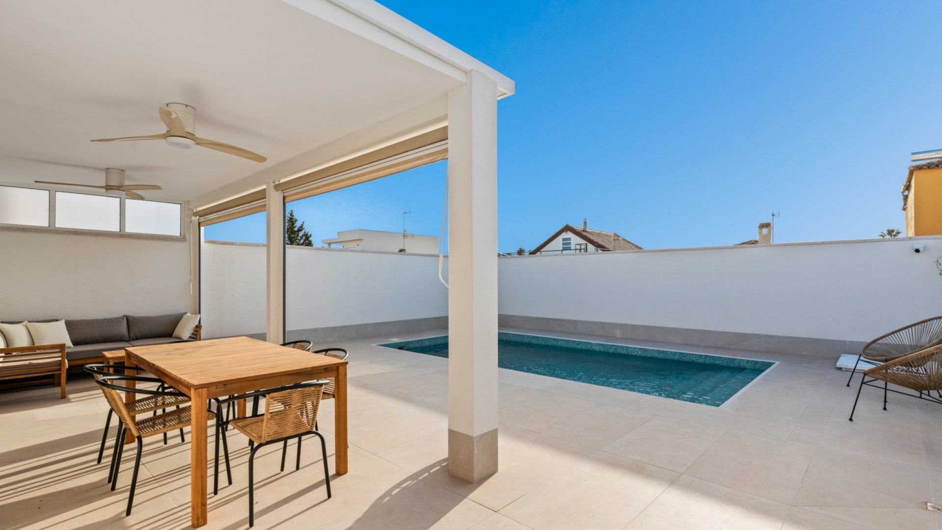 Sprzedaż - Detached Villa - Torrevieja - El Chaparral