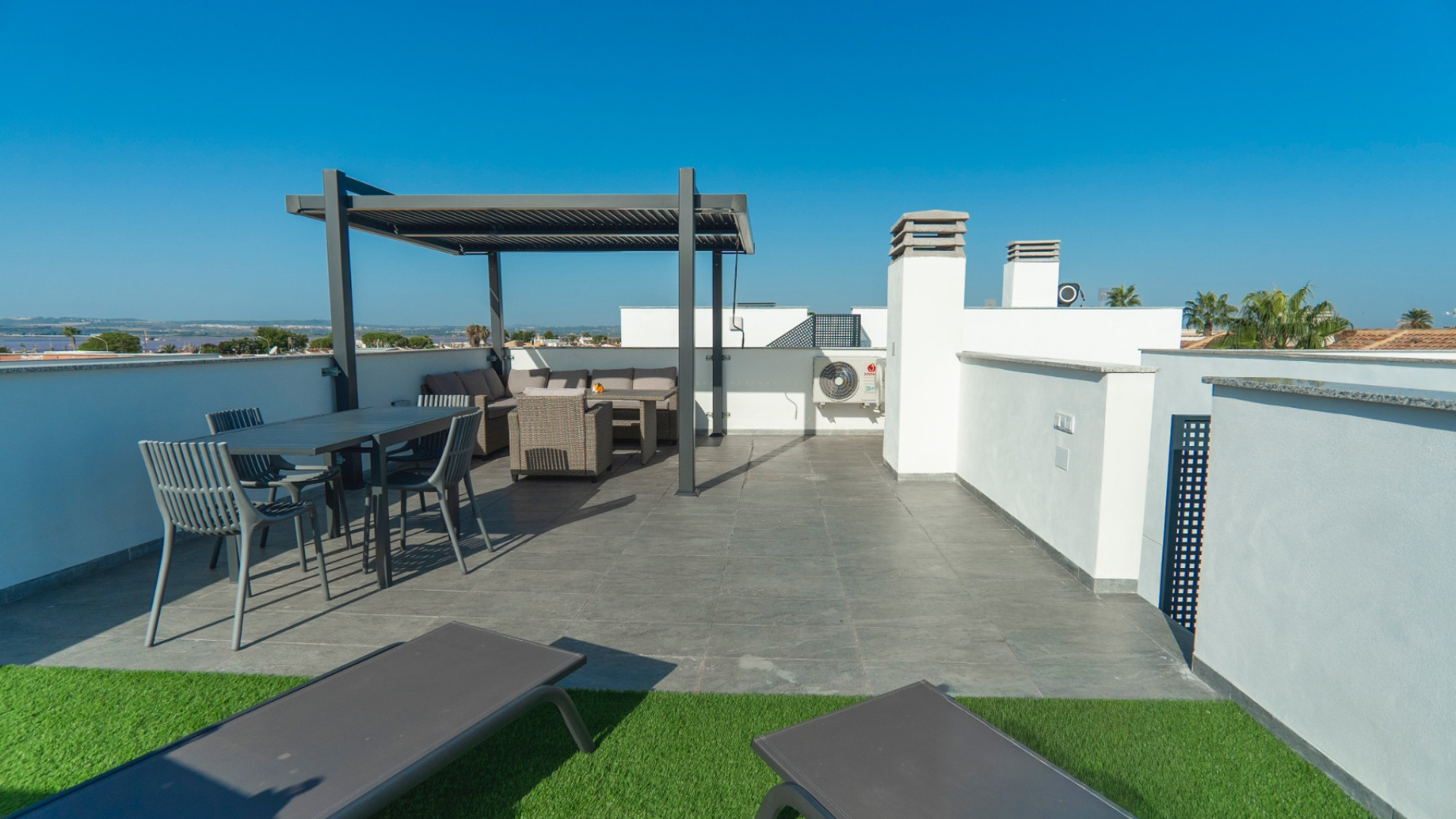 Sprzedaż - Detached Villa - Torrevieja - La Florida