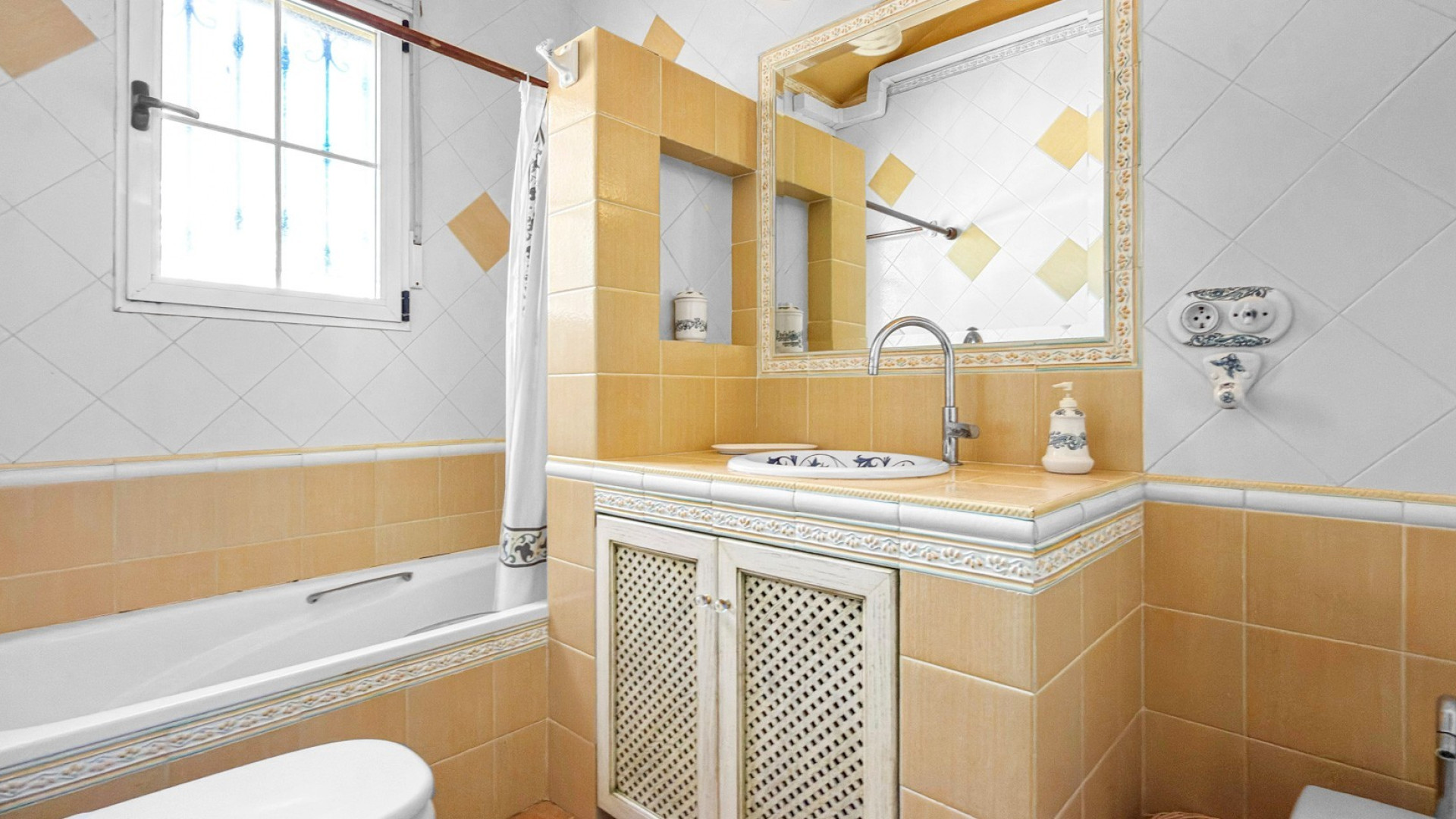 Sprzedaż - Detached Villa - Torrevieja - Torrelamata - La Mata