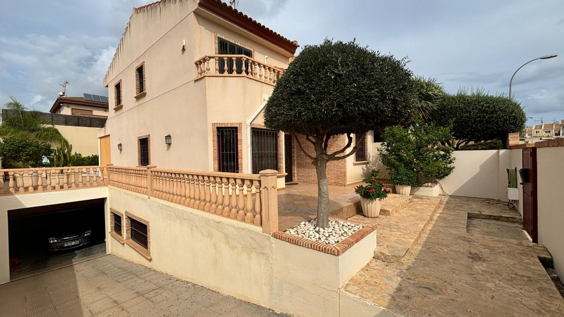 Sprzedaż - Detached Villa - Torrevieja