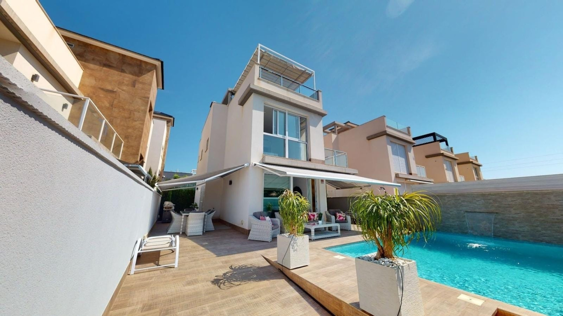 Sprzedaż - Detached Villa - Torrevieja