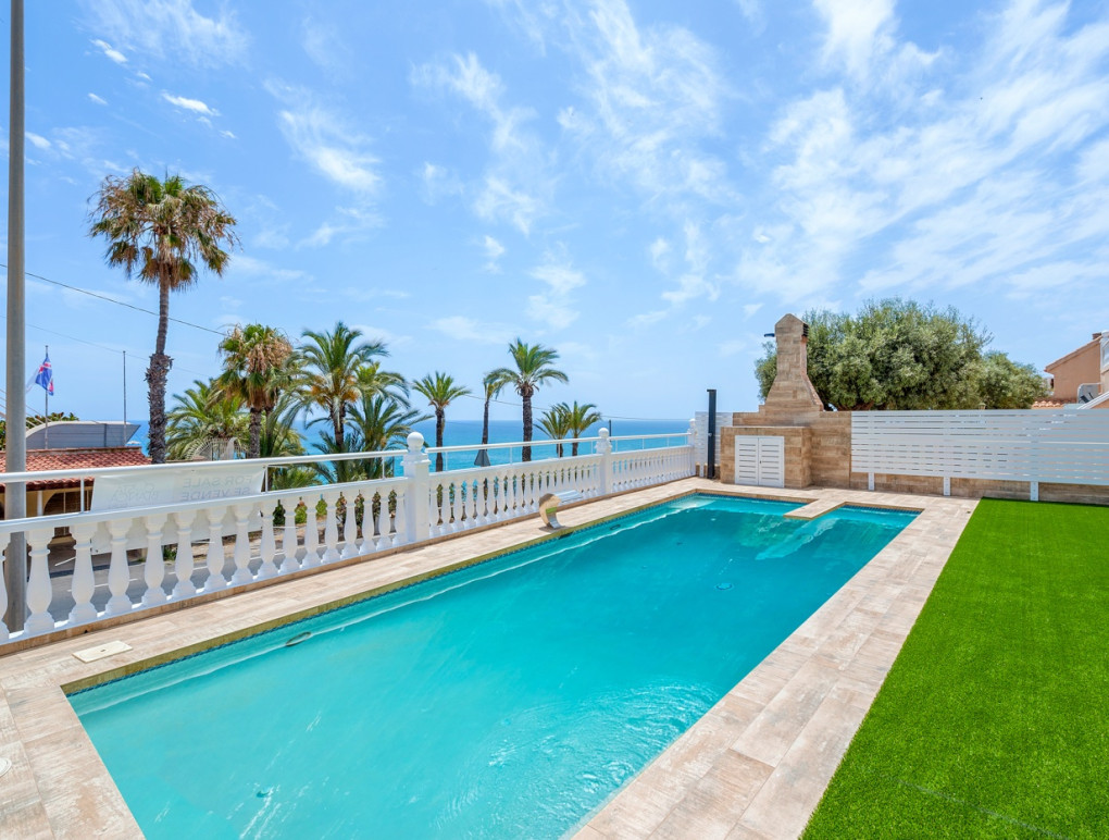 Sprzedaż - Detached Villa - Torrevieja