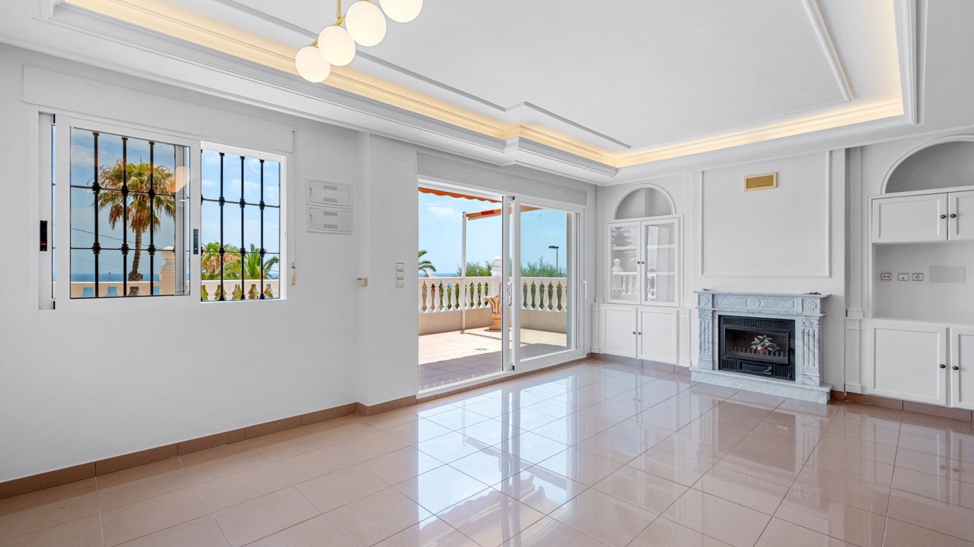 Sprzedaż - Detached Villa - Torrevieja