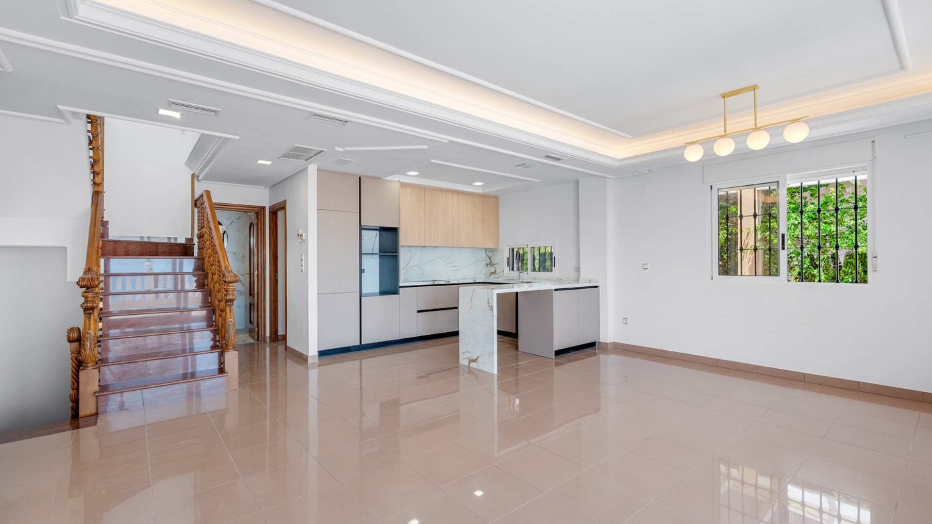 Sprzedaż - Detached Villa - Torrevieja