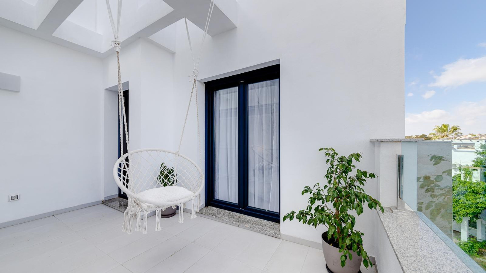 Sprzedaż - Detached Villa - Villamartin - Orihuela costa