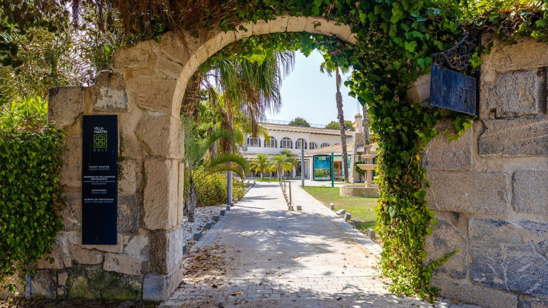 Sprzedaż - Detached Villa - Villamartin - Orihuela costa