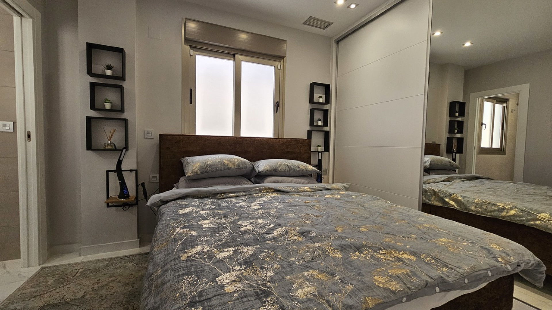 Sprzedaż - Detached Villa - Villamartin