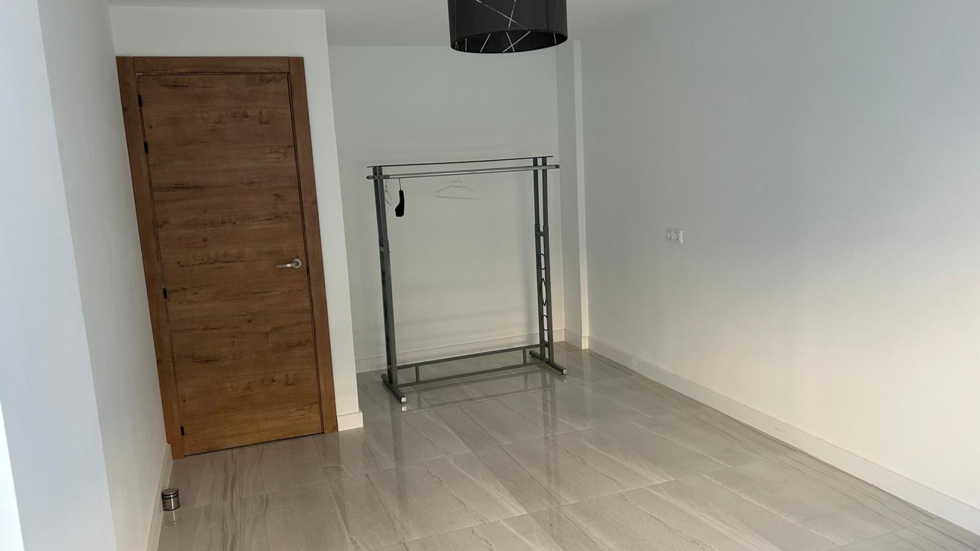 Sprzedaż - Kamienica - Benejúzar