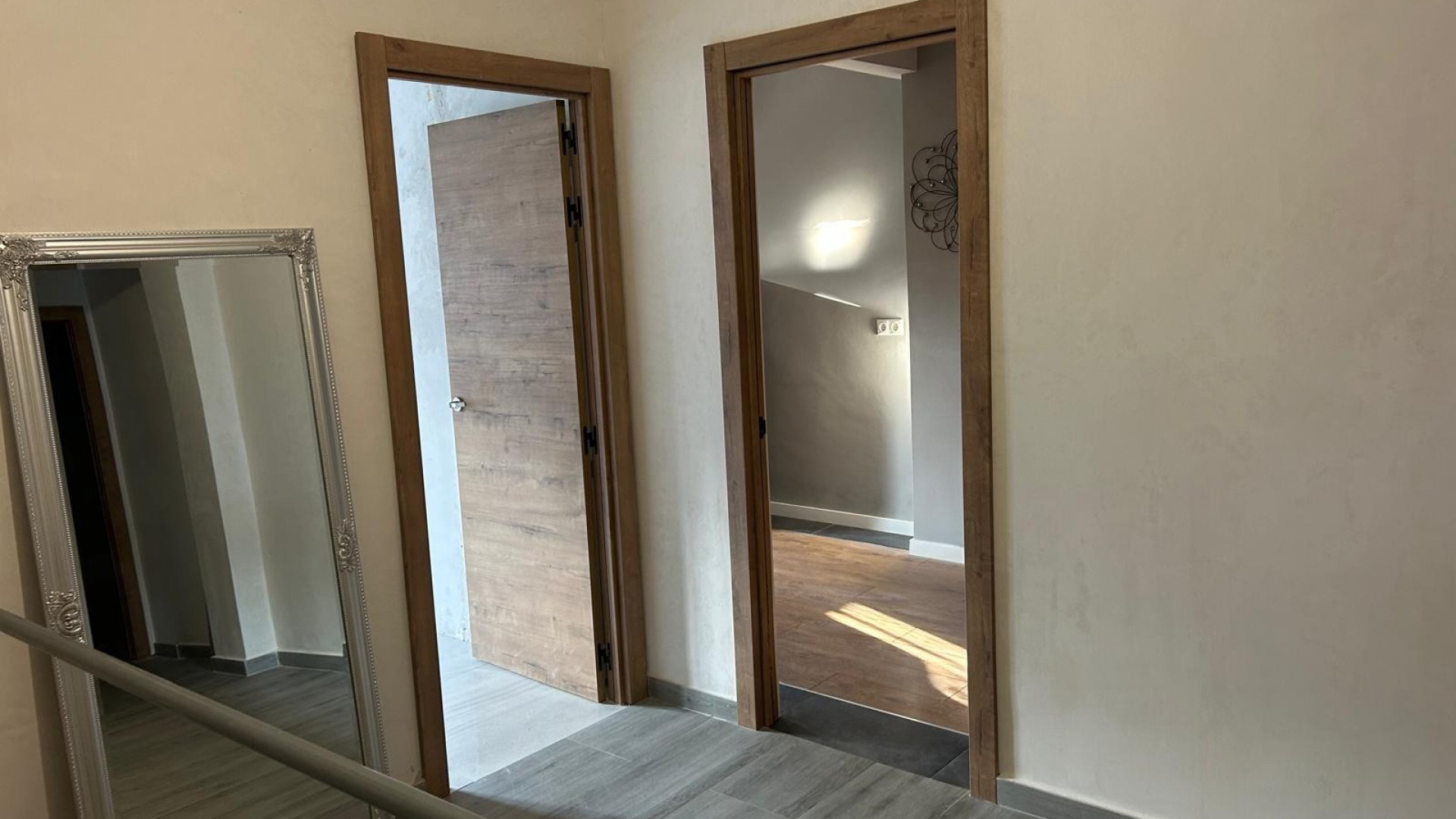 Sprzedaż - Kamienica - Benejúzar