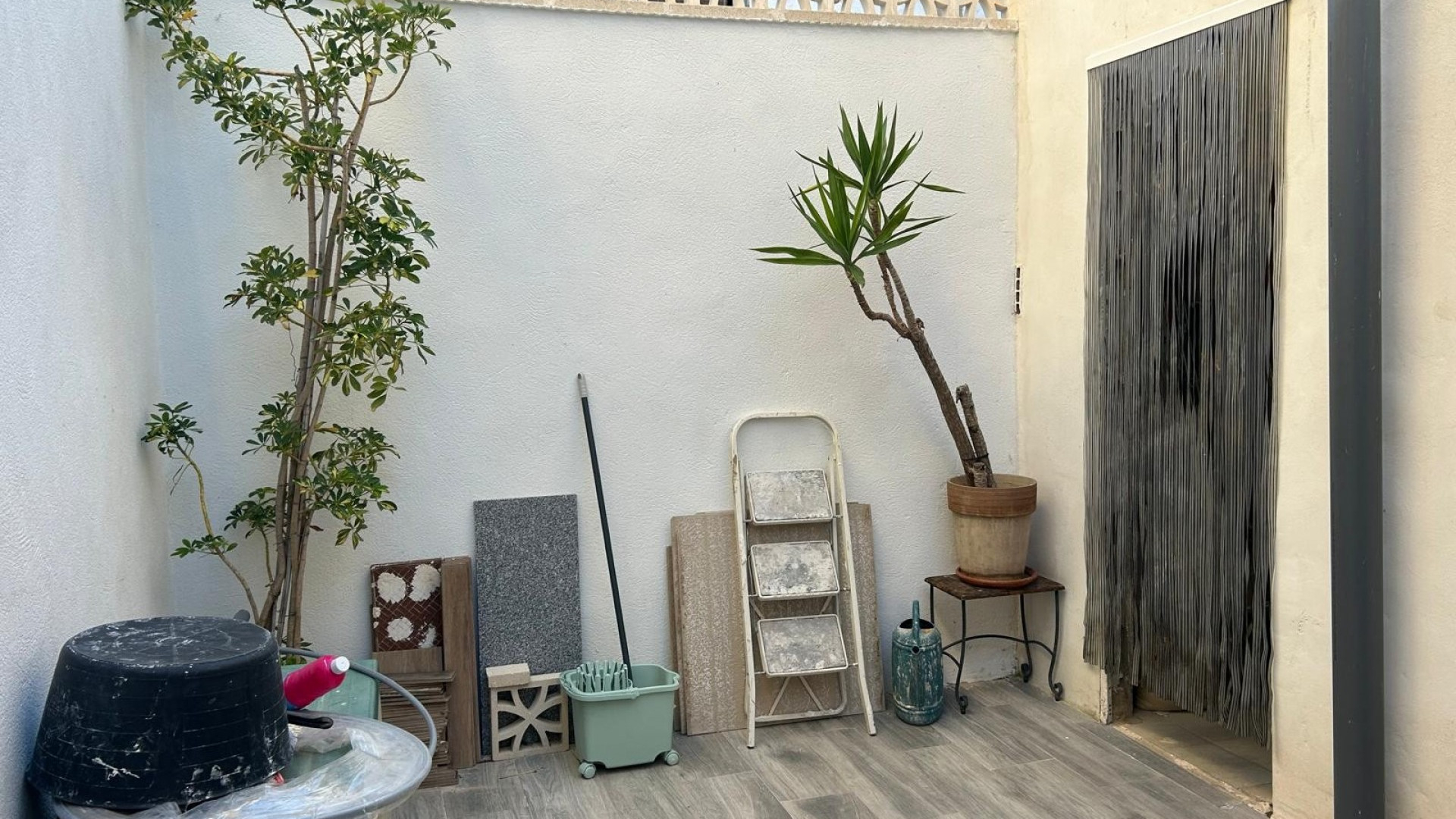 Sprzedaż - Kamienica - Benejúzar