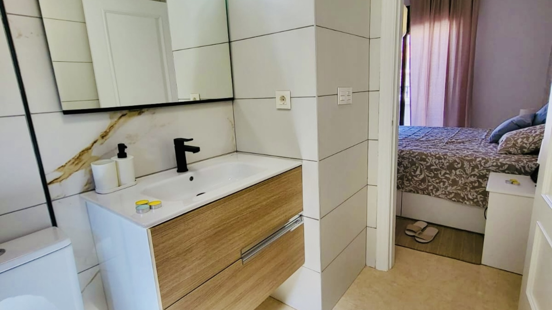 Sprzedaż - Kamienica - San Miguel de Salinas