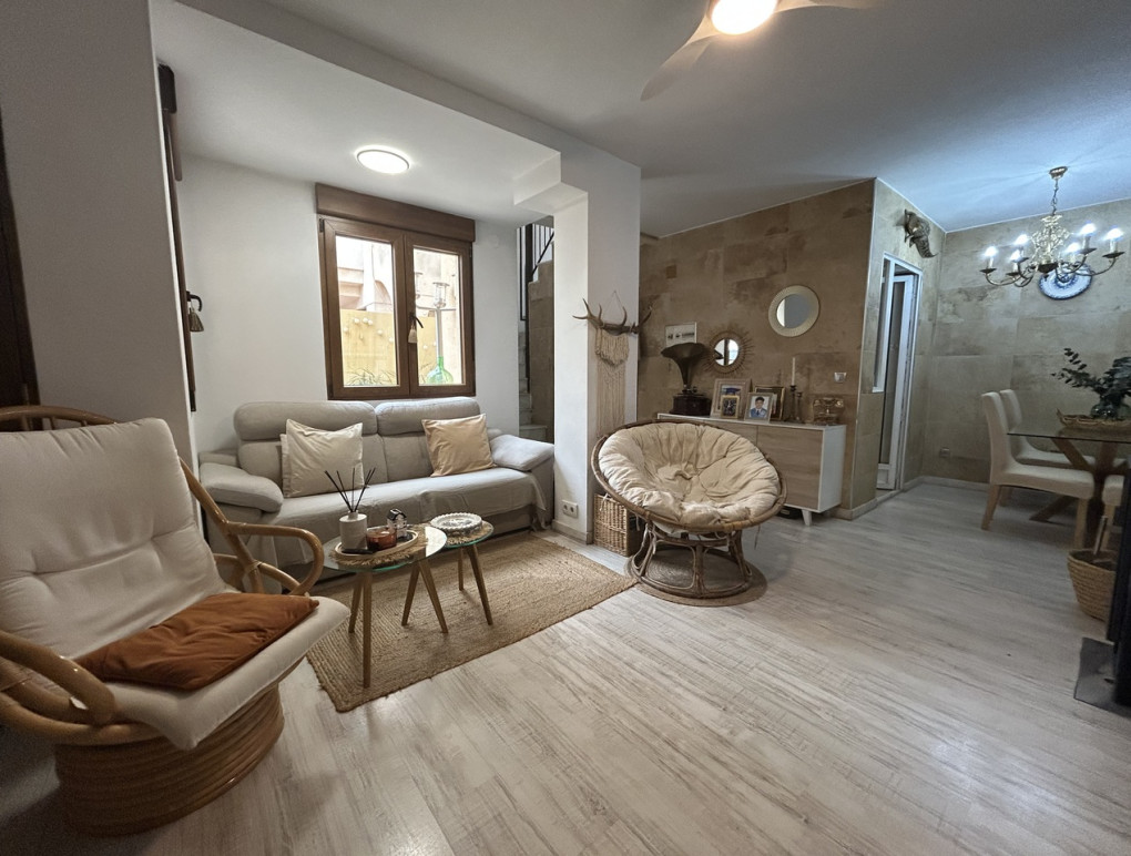 Sprzedaż - Kamienica - Torrevieja