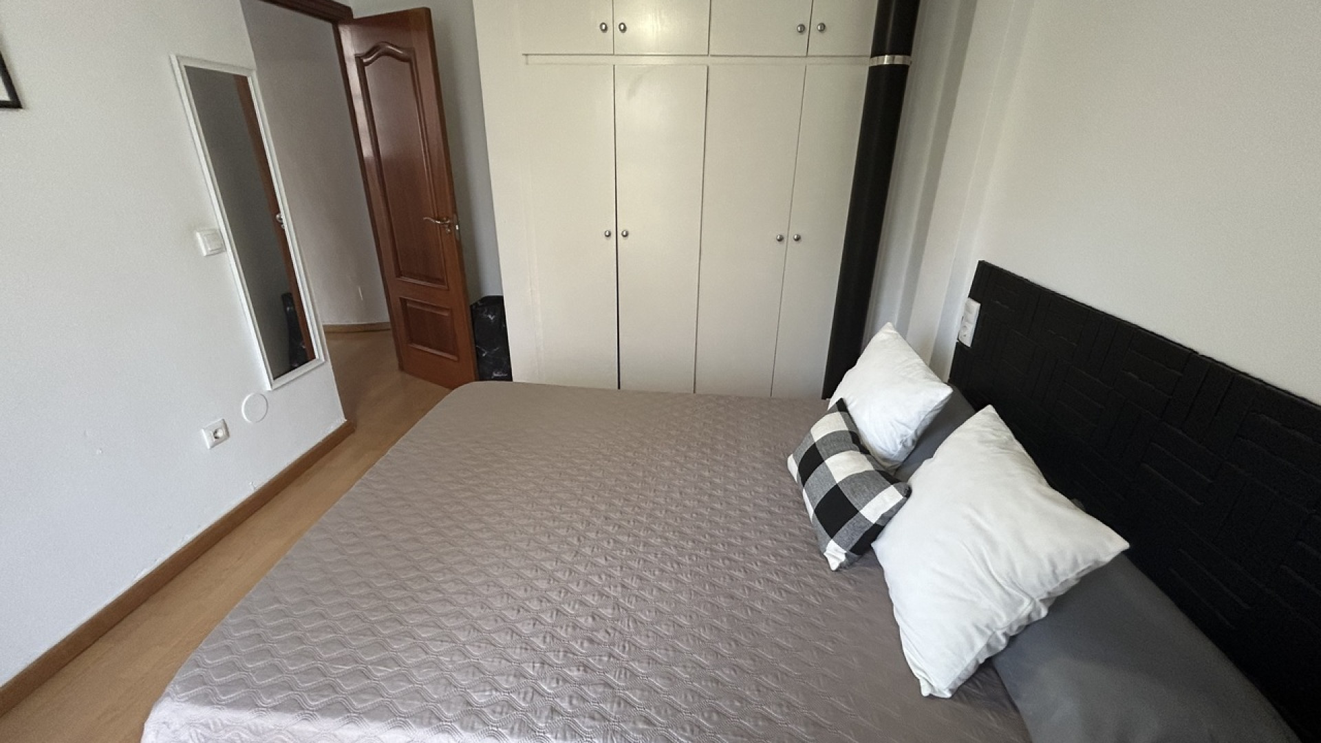 Sprzedaż - Kamienica - Torrevieja