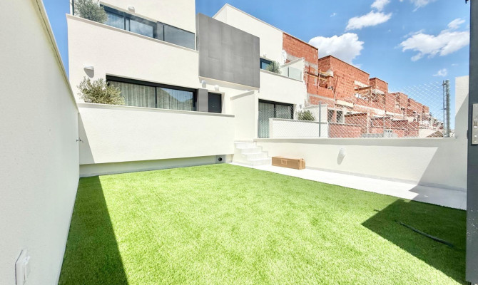 Stadthaus - New Build - Cox - San Fernando