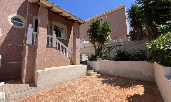 Townhouse - Resale - Ciudad Quesada - Altos del golf ii