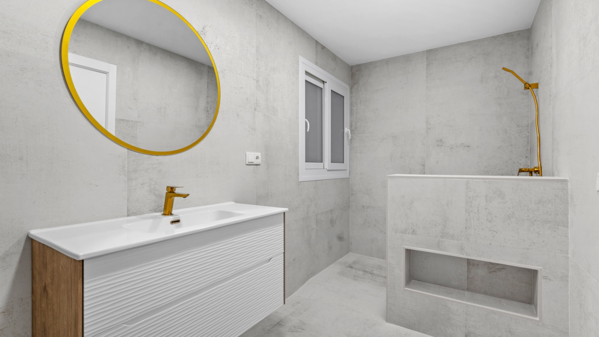 Venta - Apartment - Torrevieja - Playa del Acequión