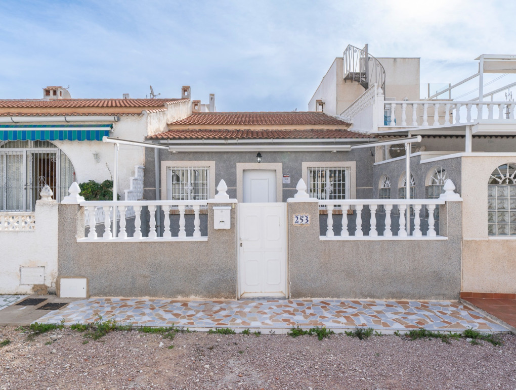 Venta - Bungalow - Torrevieja - El Chaparral