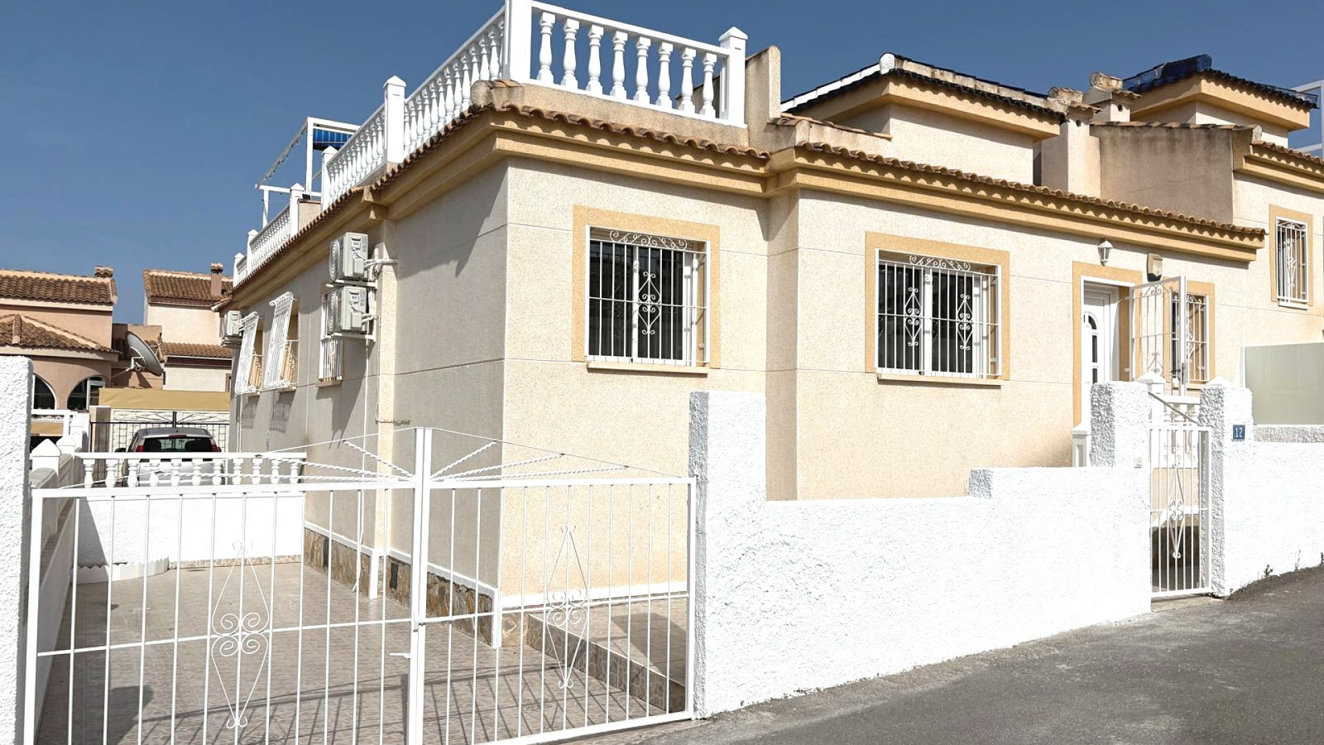 Venta - casa adosada - Ciudad Quesada - Benimar
