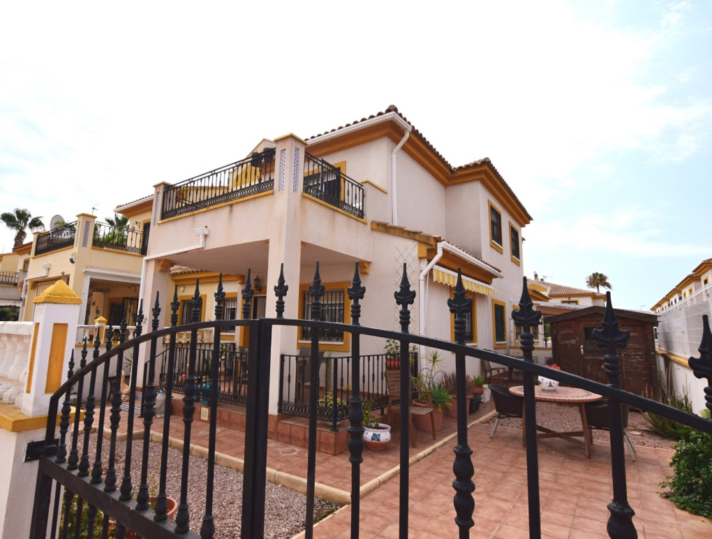 Venta - casa adosada - Ciudad Quesada - Doña Pepa