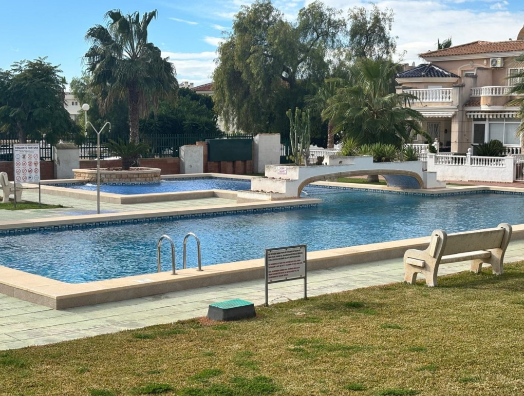 Venta - Casa adosada - Ciudad Quesada - Doña Pepa