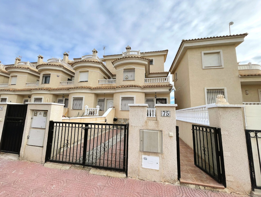 Venta - Casa adosada - Ciudad Quesada - Lo Marabú