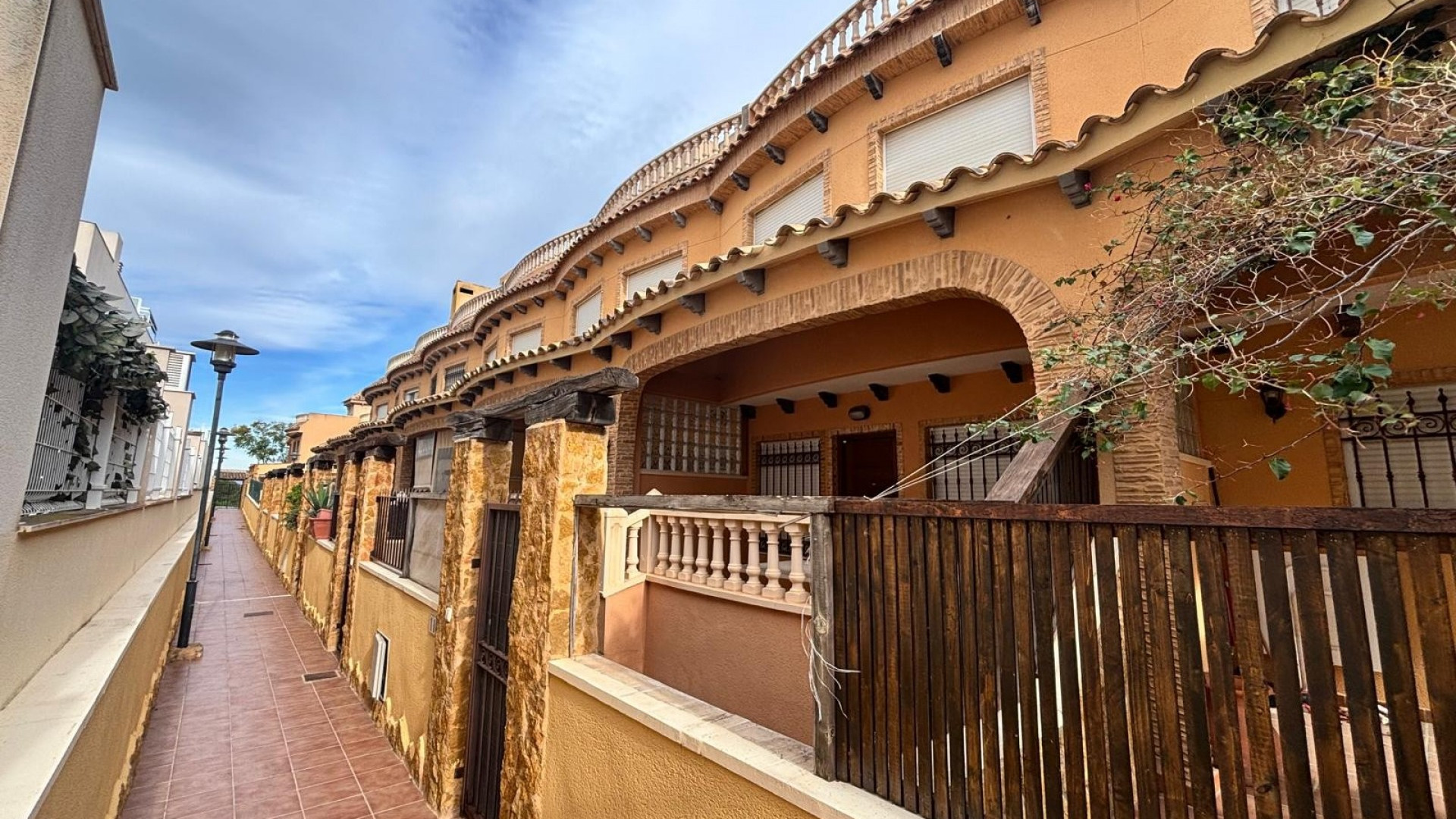 Venta - Casa adosada - Guardamar del Segura - Urbanizaciones