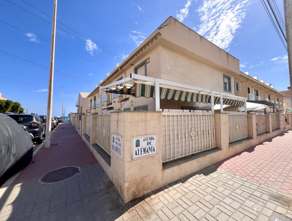 Venta - Casa adosada - La Mata