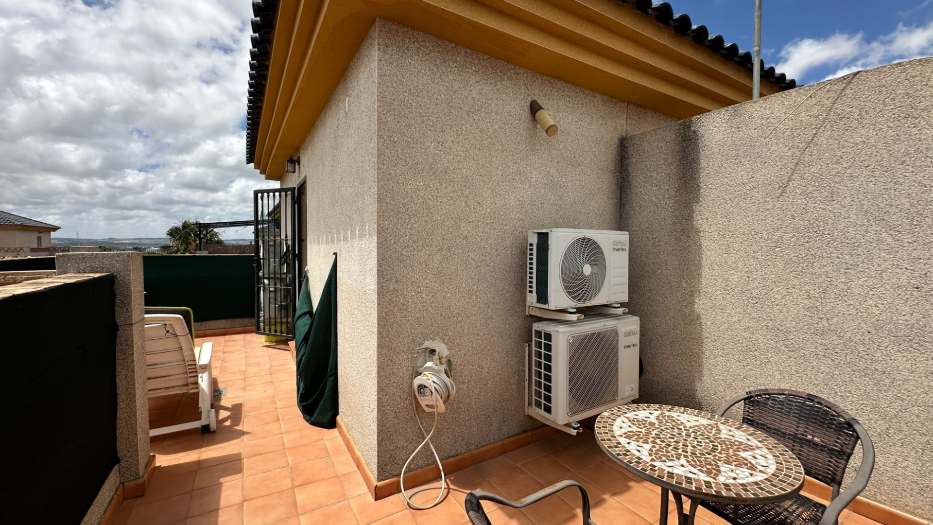Venta - casa adosada - Los Montesinos - La Herrada