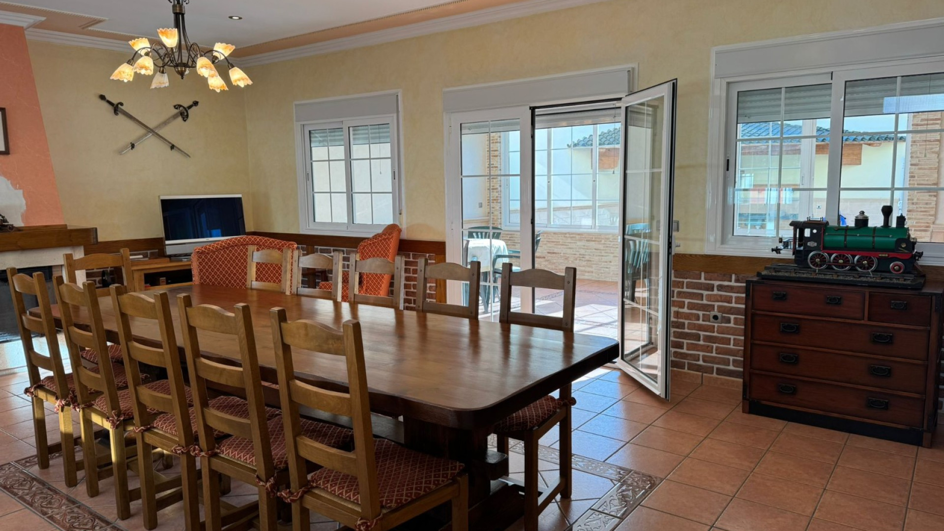 Venta - Casa adosada - Los Montesinos