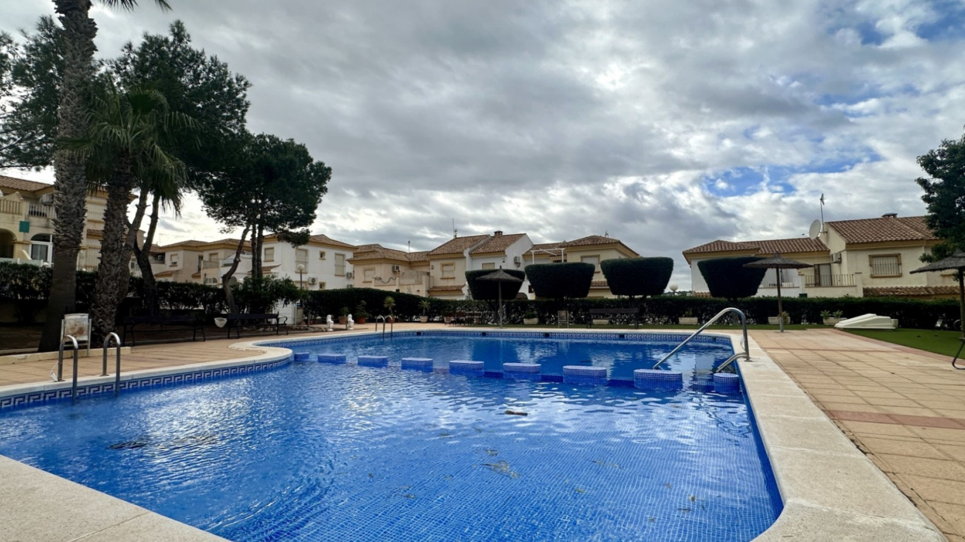 Venta - Casa adosada - Orihuela Costa - La Florida