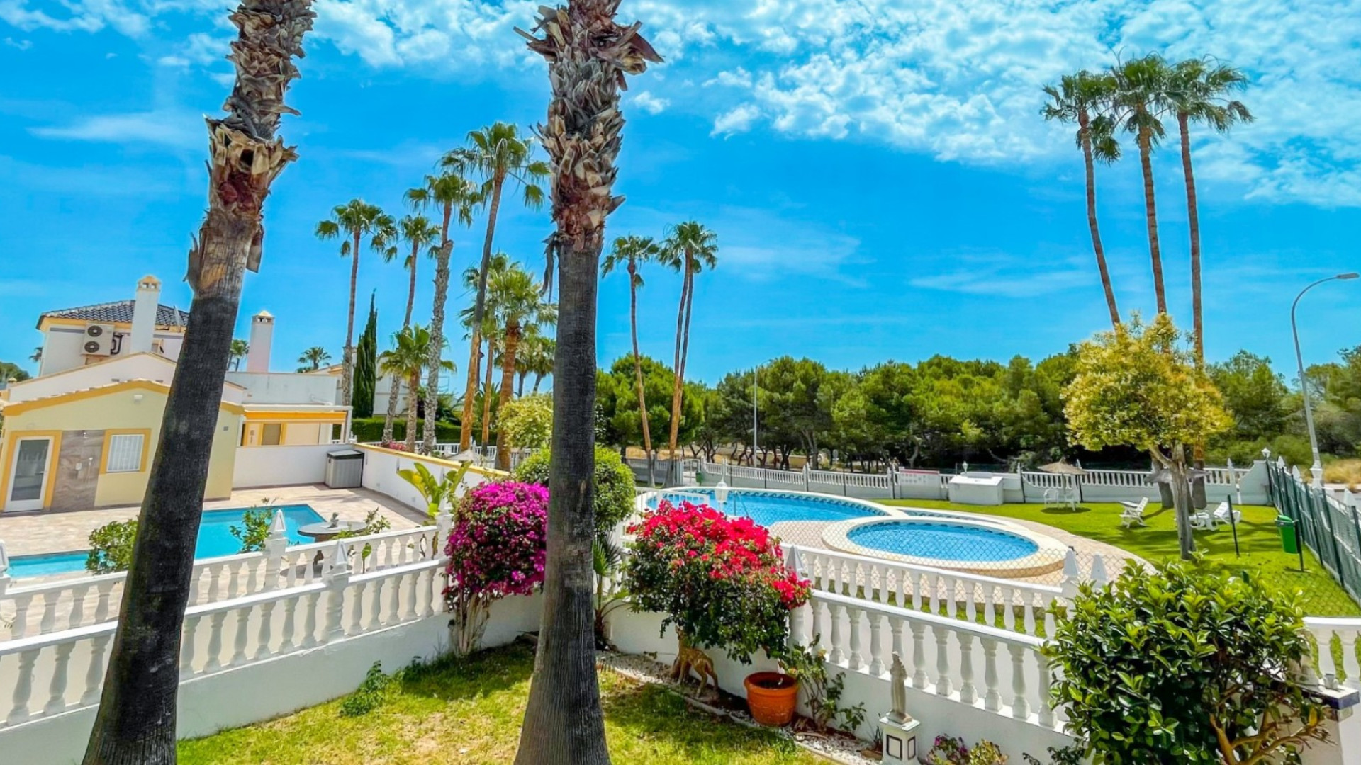 Venta - Casa adosada - Orihuela Costa - La Rioja