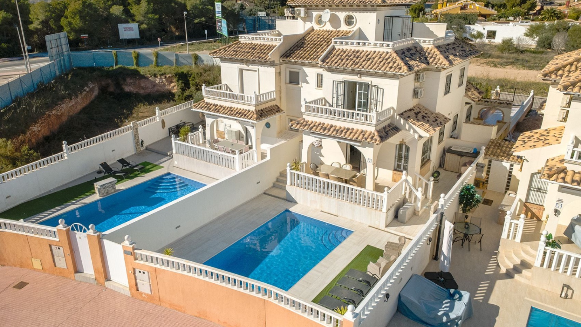 Venta - casa adosada - Orihuela Costa - Lomas de Cabo Roig