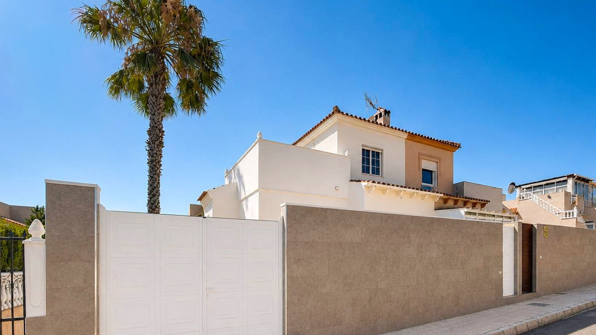 Venta - Casa adosada - Orihuela Costa - Los Altos