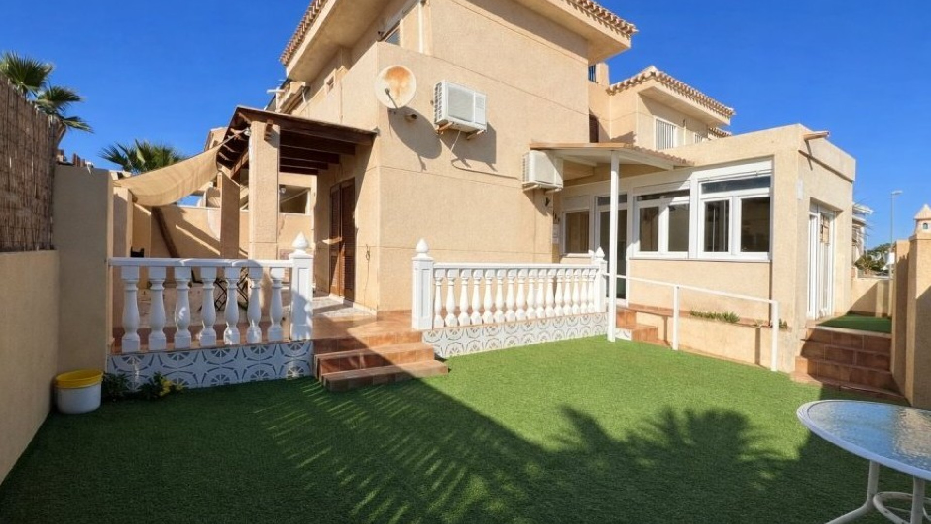 Venta - casa adosada - Orihuela Costa - Playa Flamenca