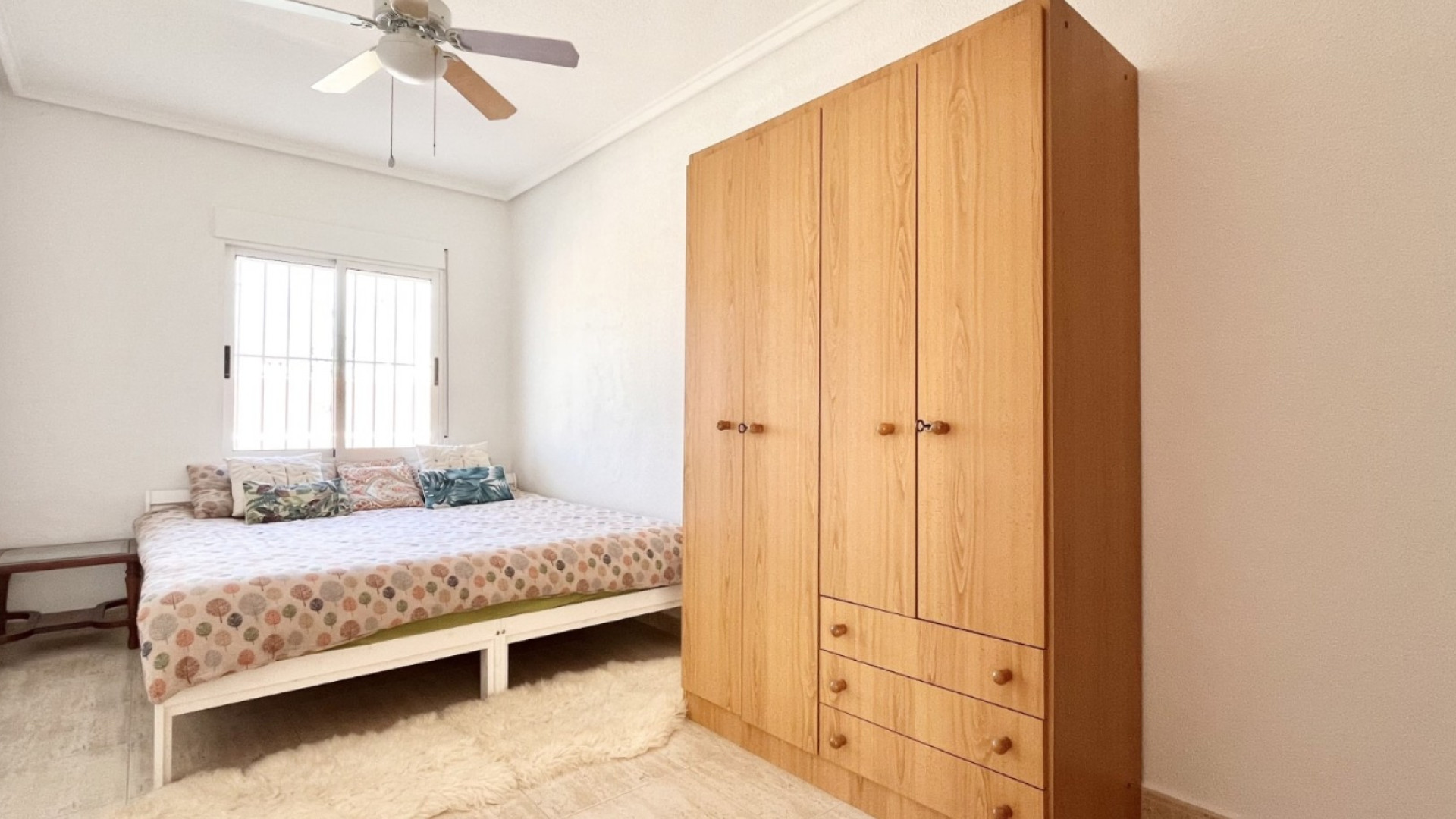 Venta - Casa adosada - Torrevieja - La Siesta - El Salado -  Torreta