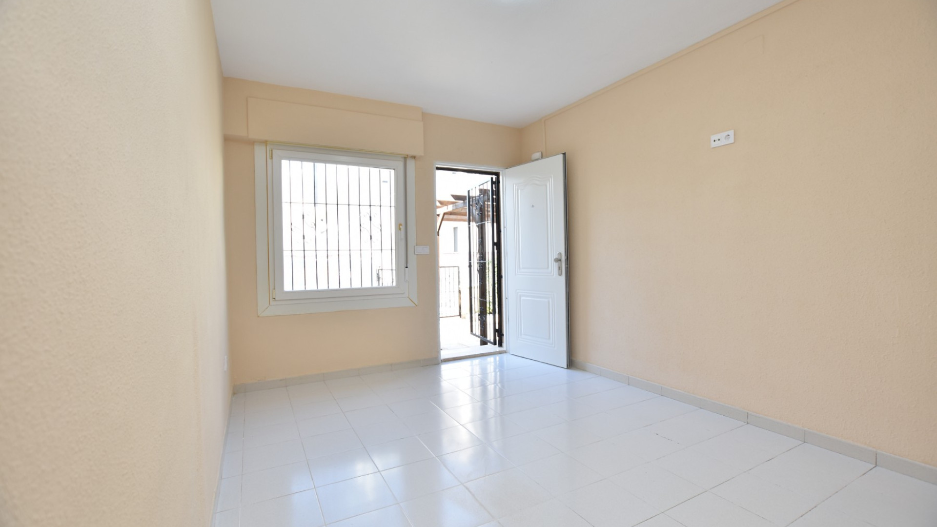 Venta - Casa adosada - Torrevieja - Lago Jardín II